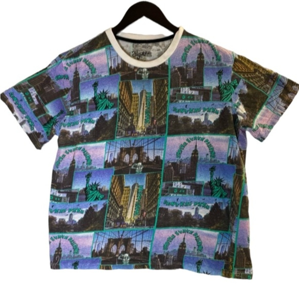 New York City All-Over Print Eighty Eight
Brand Graphic Tee Boys Medium